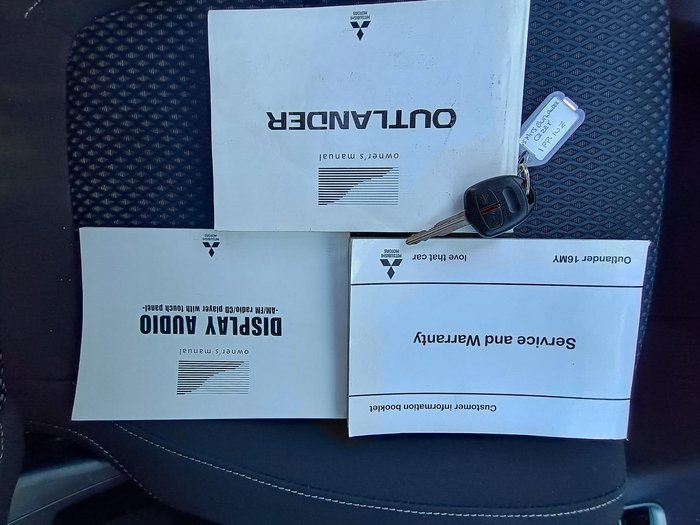2015 Mitsubishi Outlander LS