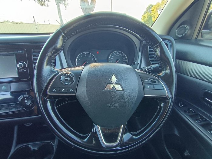 2015 Mitsubishi Outlander LS