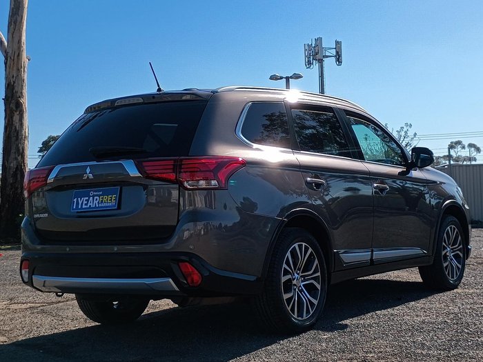 2015 Mitsubishi Outlander LS