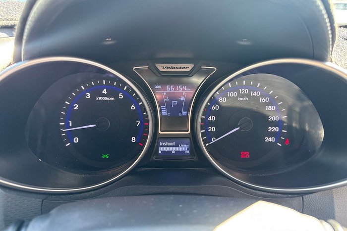 2012 Hyundai Veloster +