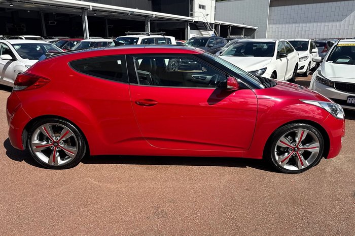2012 Hyundai Veloster +