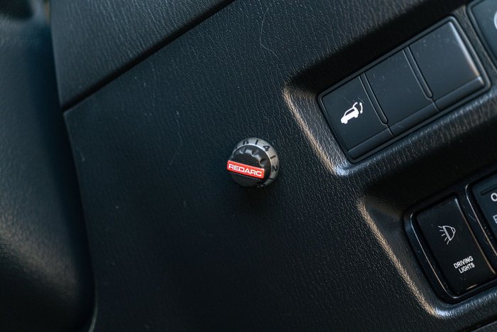 2019 Nissan Patrol Ti-L