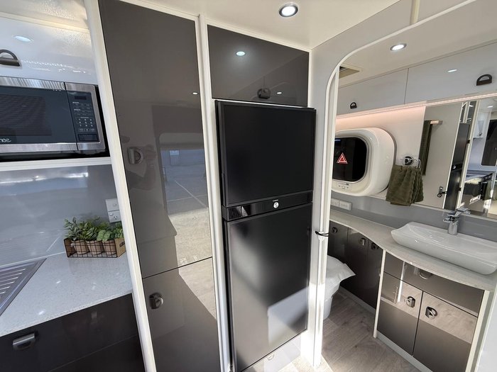 2019 New Age Caravans Big Red