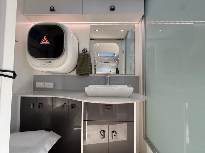 2019 New Age Caravans Big Red