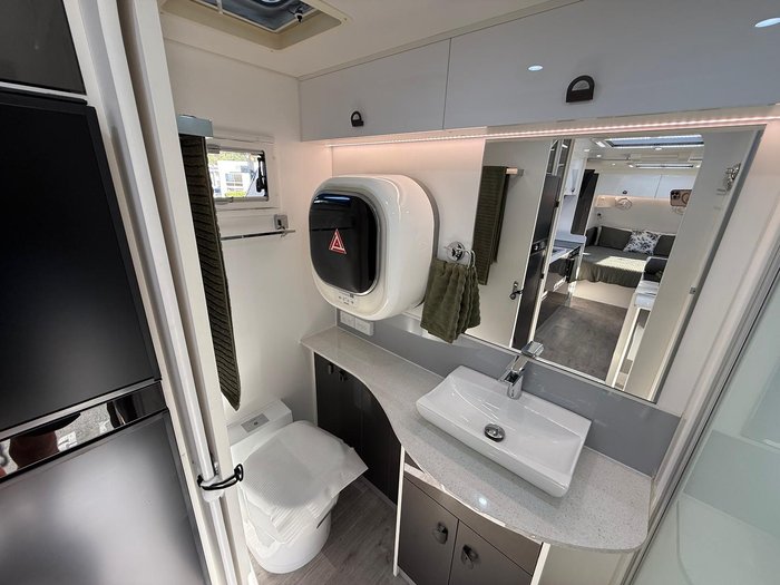 2019 New Age Caravans Big Red