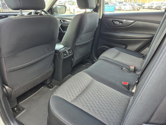 2020 Nissan X-TRAIL ST