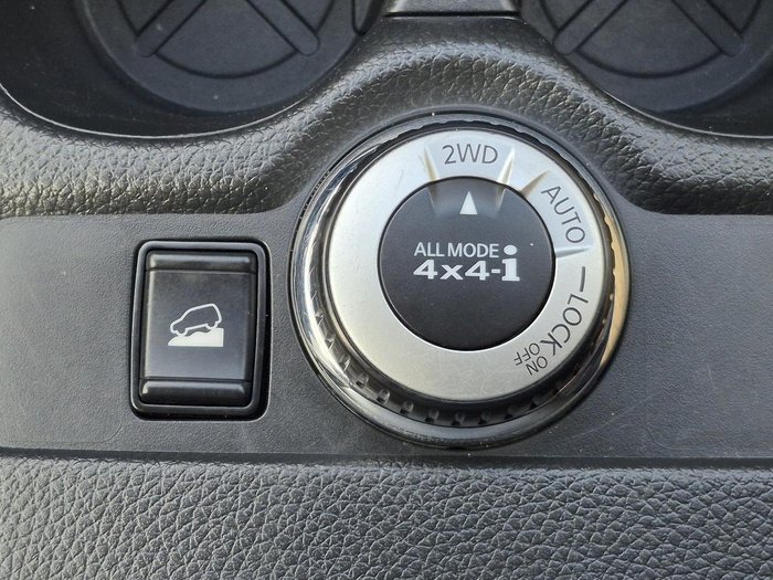 2020 Nissan X-TRAIL ST