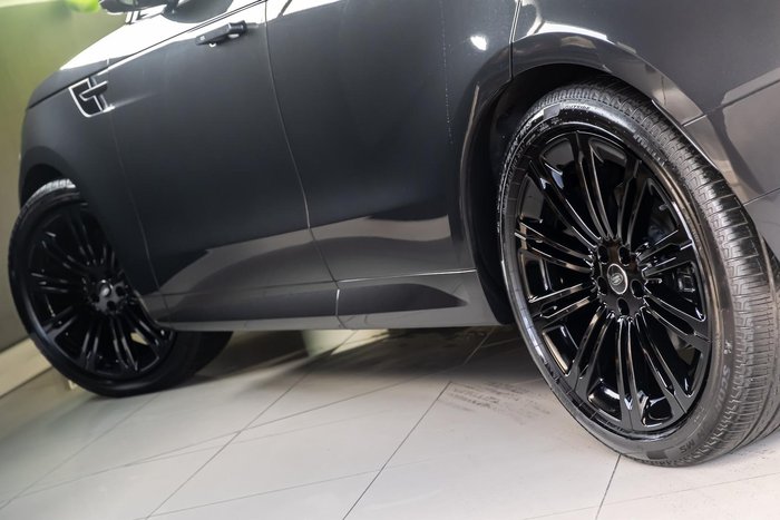 2025 Land Rover Range Rover Sport D350 Dynamic HSE