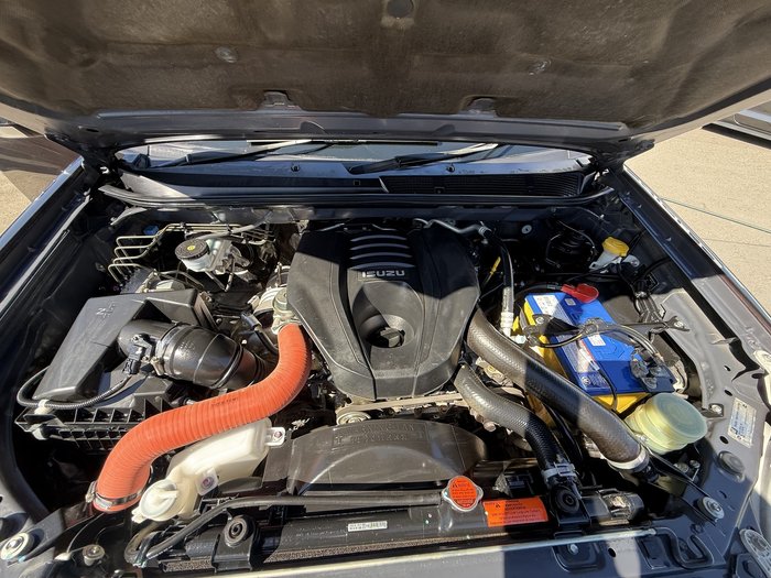 2019 Isuzu MU-X LS-T