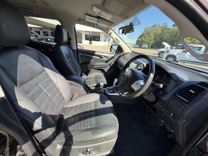 2019 Isuzu MU-X LS-T