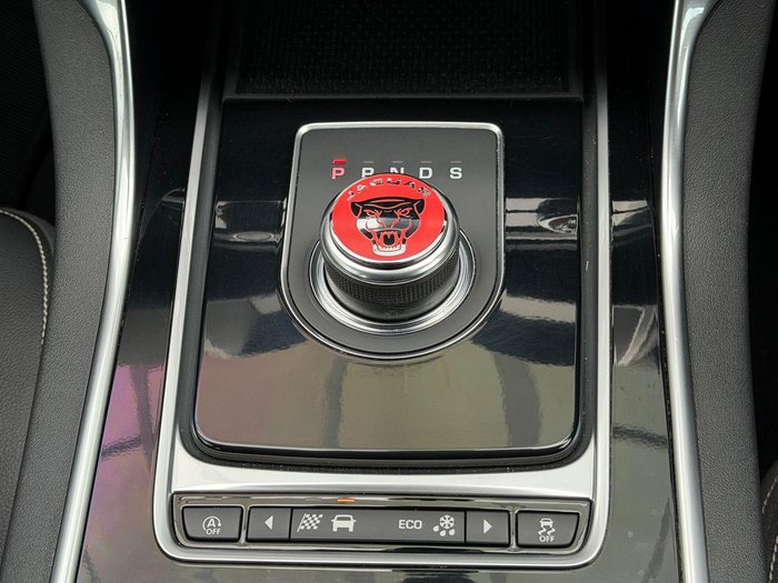 2018 Jaguar XE 25t R-Sport X760 MY18 Loire Blue