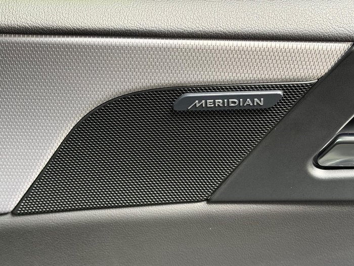 2018 Jaguar XE 25t R-Sport X760 MY18 Loire Blue