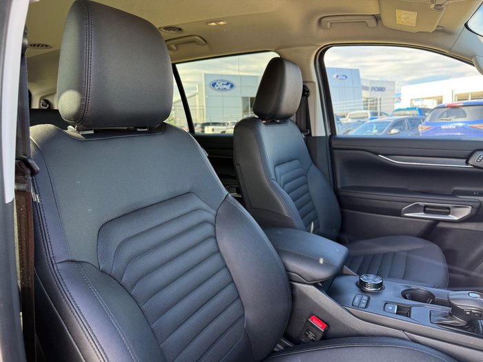 2025 Ford Everest Sport