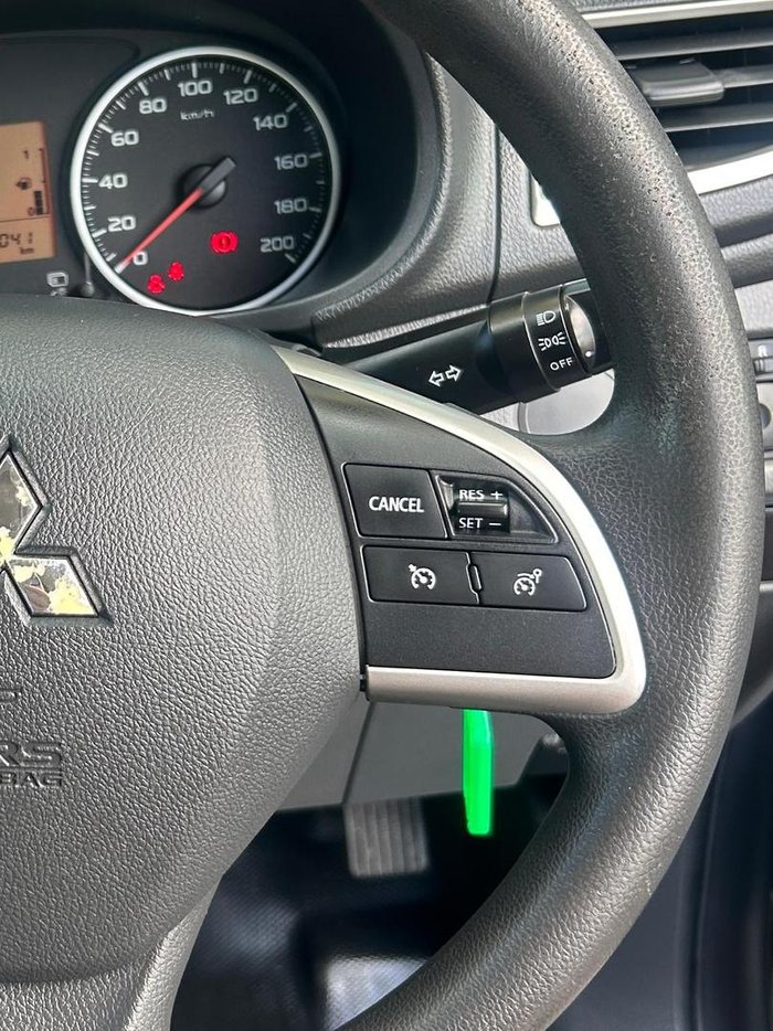 2017 Mitsubishi Triton GLX+