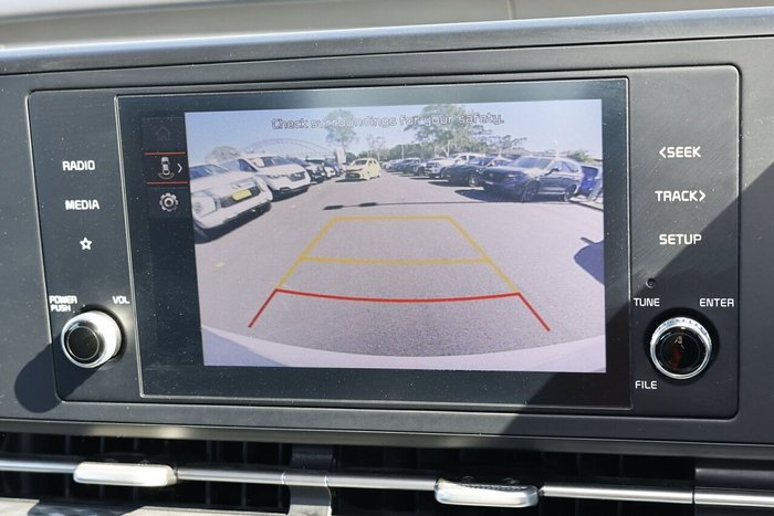 2022 Kia Carnival S