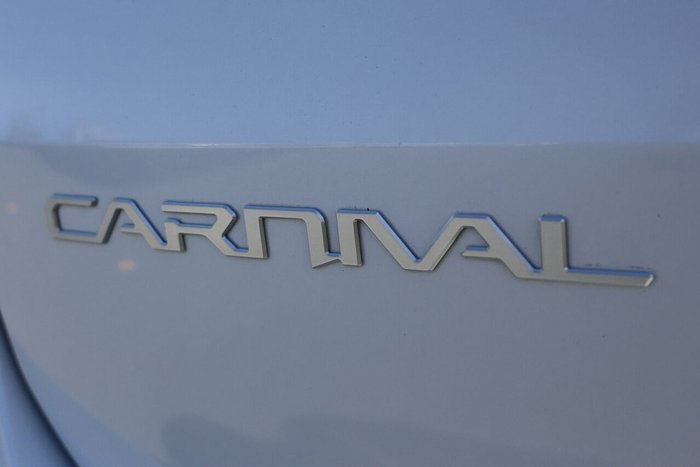 2022 Kia Carnival S