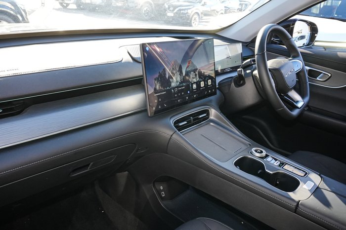 2025 Chery Tiggo 8 Super Hybrid DHT Ultimate