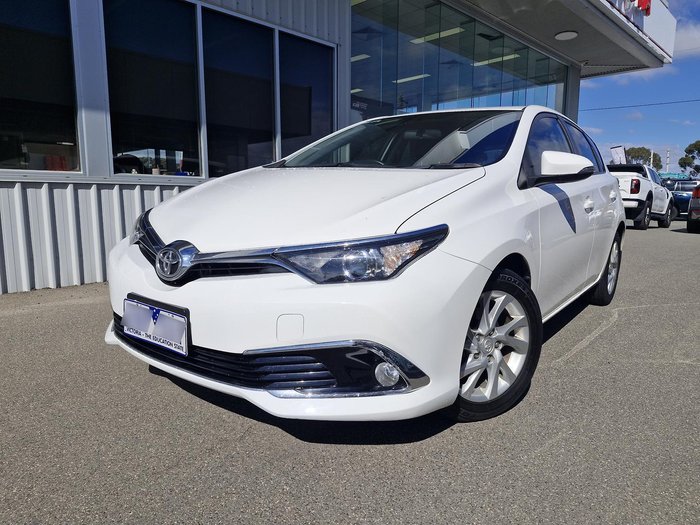 2016 Toyota Corolla Ascent Sport