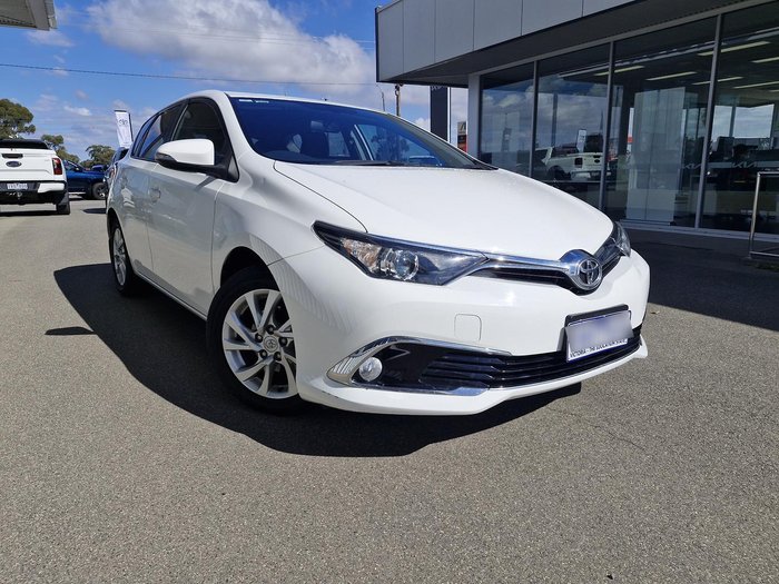 2016 Toyota Corolla Ascent Sport