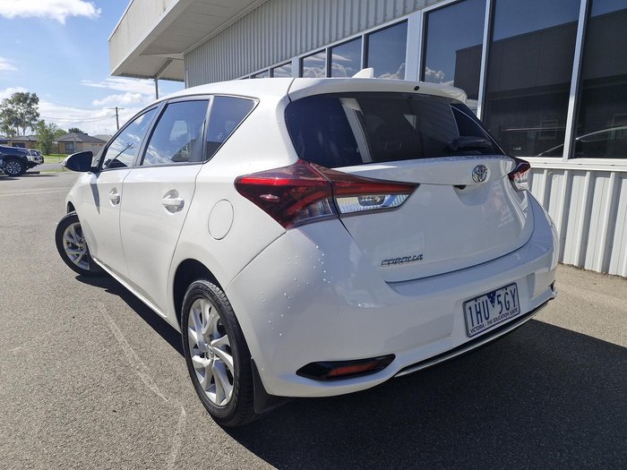 2016 Toyota Corolla Ascent Sport