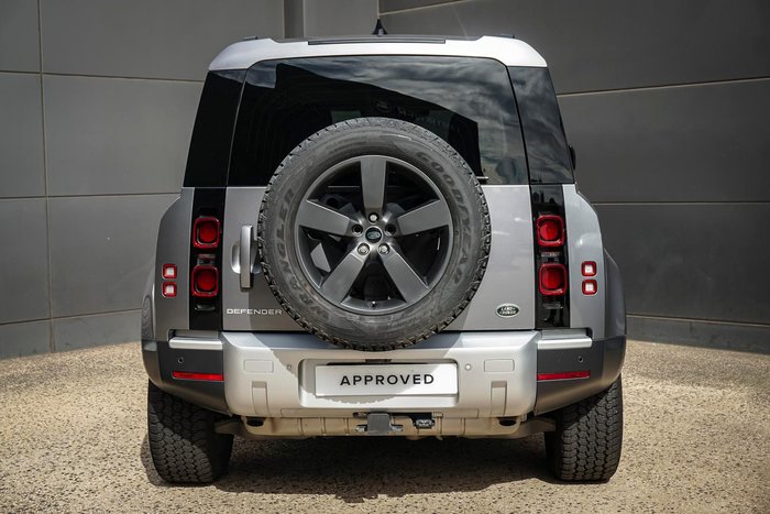 2023 Land Rover Defender 110 P400 S