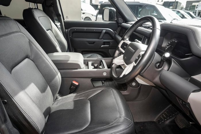 2023 Land Rover Defender 110 P400 S