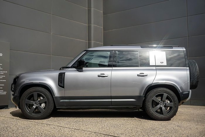 2023 Land Rover Defender 110 P400 S