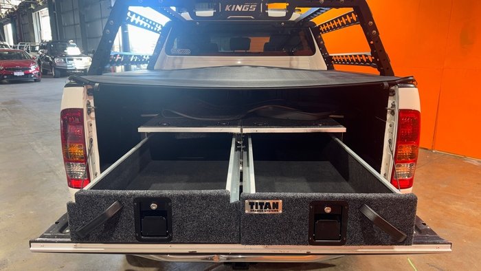 2010 Toyota Hilux SR5