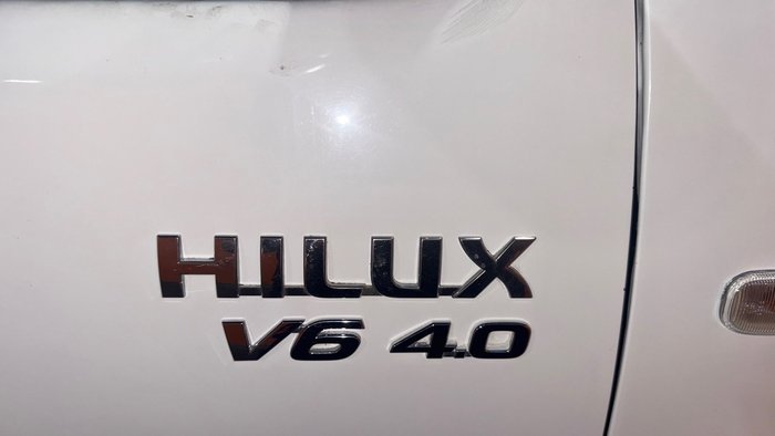 2010 Toyota Hilux SR5