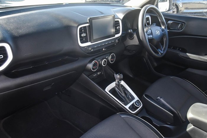 2022 Hyundai Venue Active