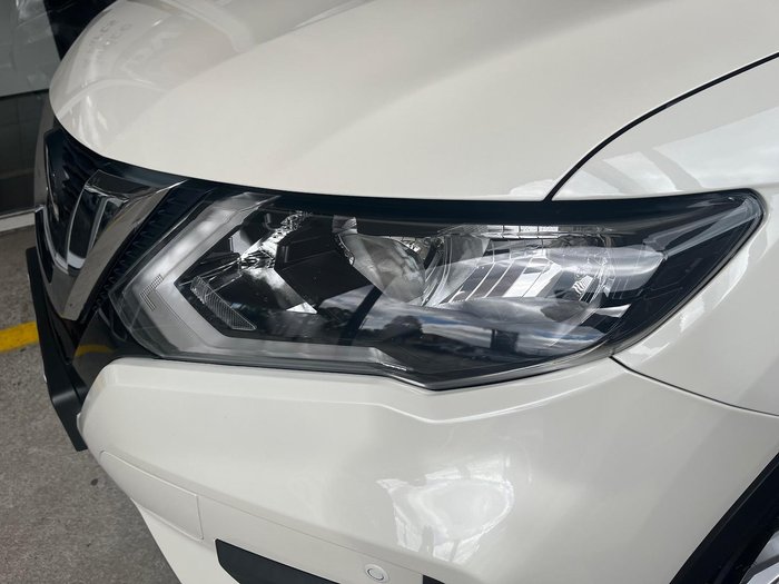 2022 Nissan X-TRAIL ST