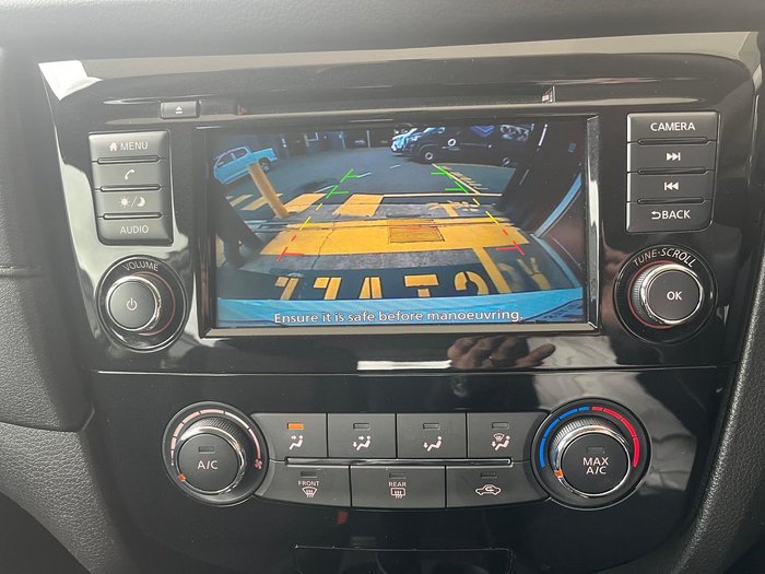 2022 Nissan X-TRAIL ST