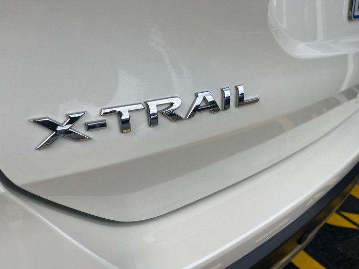 2022 Nissan X-TRAIL ST