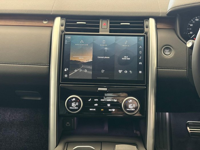 2025 Land Rover Discovery D350 Dynamic HSE