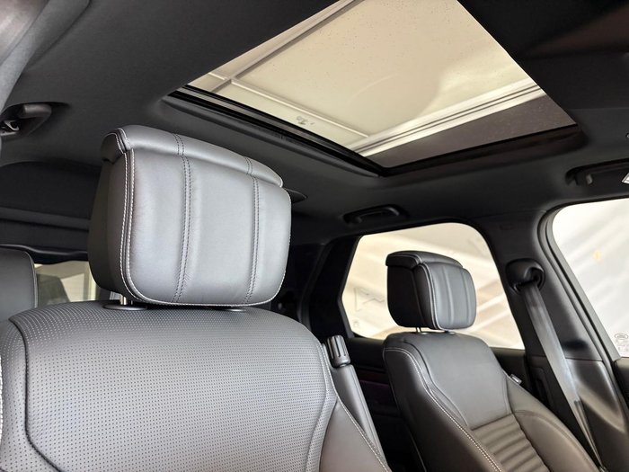 2025 Land Rover Discovery D350 Dynamic HSE