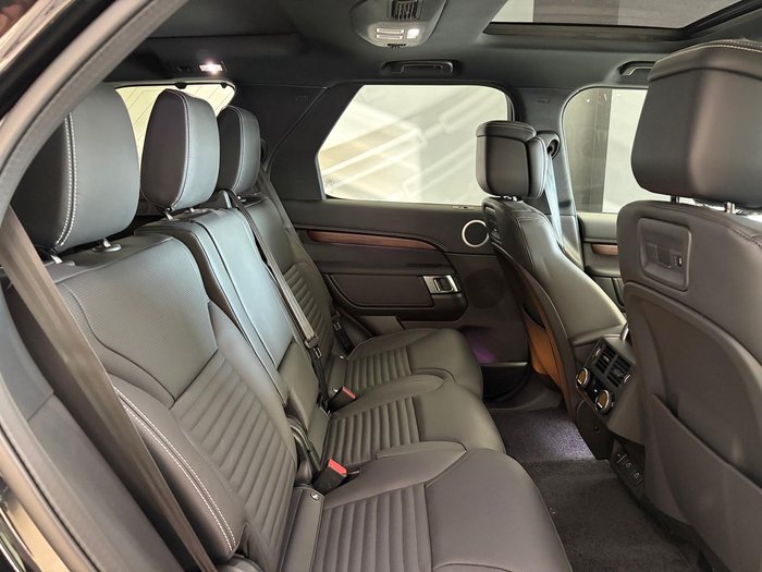 2025 Land Rover Discovery D350 Dynamic HSE