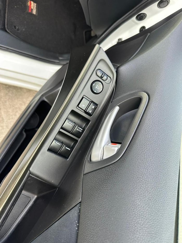 2012 Honda Civic VTi-S 9th Gen White Orchid