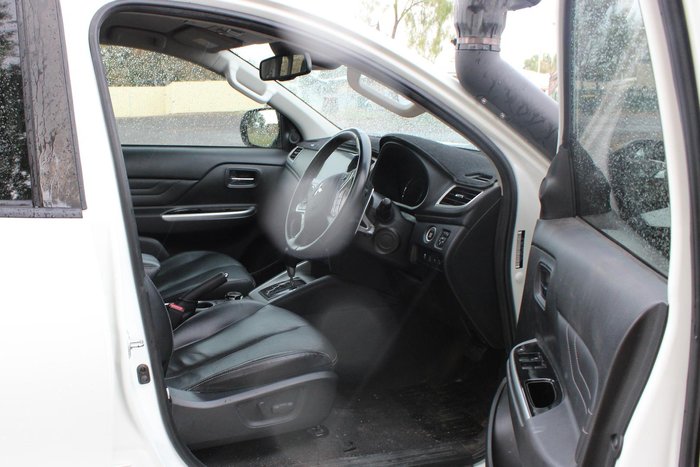 2022 Mitsubishi Triton GLS