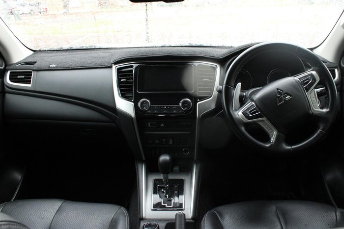 2022 Mitsubishi Triton GLS