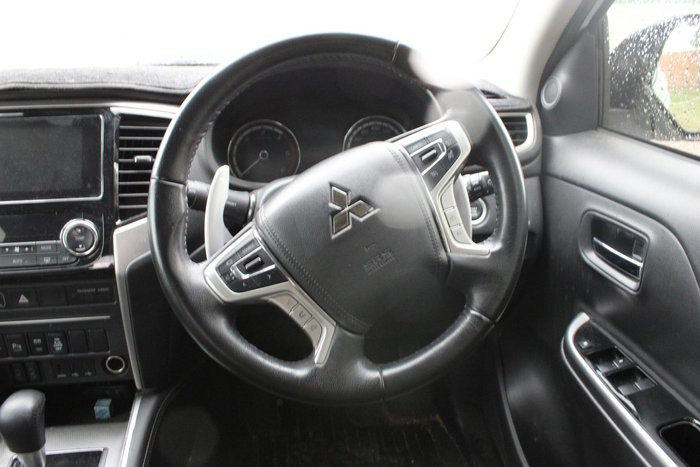 2022 Mitsubishi Triton GLS