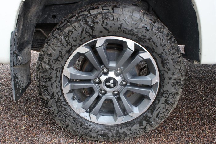 2022 Mitsubishi Triton GLS