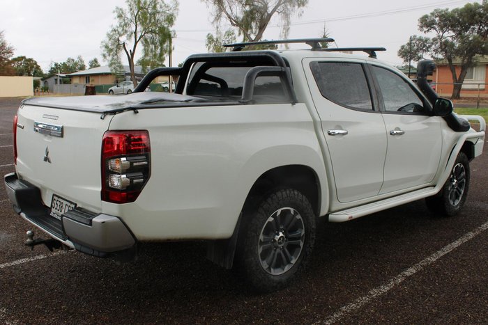 2022 Mitsubishi Triton GLS
