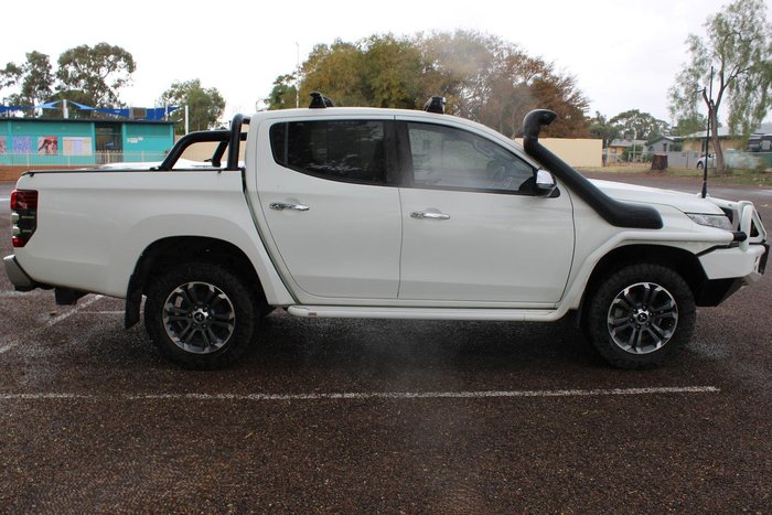 2022 Mitsubishi Triton GLS
