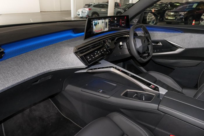 2024 Peugeot 3008 GT Premium Hybrid