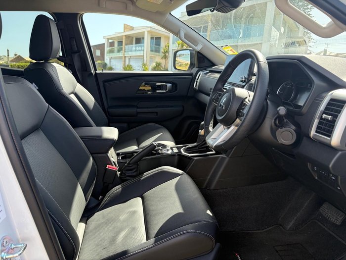 2025 Mitsubishi Triton GLS