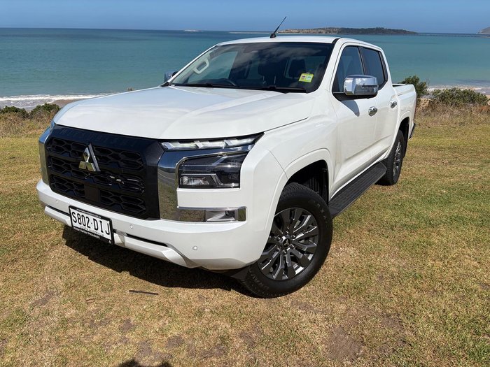 2025 Mitsubishi Triton GLS