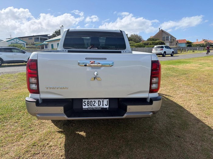 2025 Mitsubishi Triton GLS