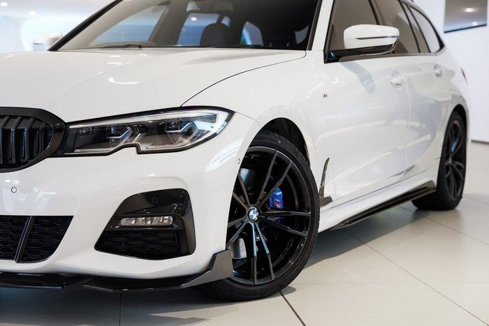 2022 BMW 3 Series 330i M Sport
