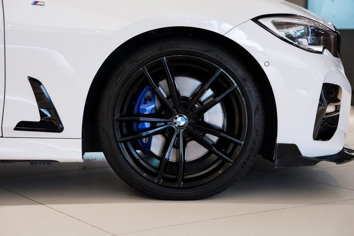 2022 BMW 3 Series 330i M Sport