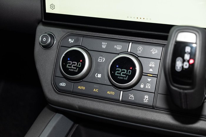 2026 Land Rover Defender 110 D350 X-Dynamic SE